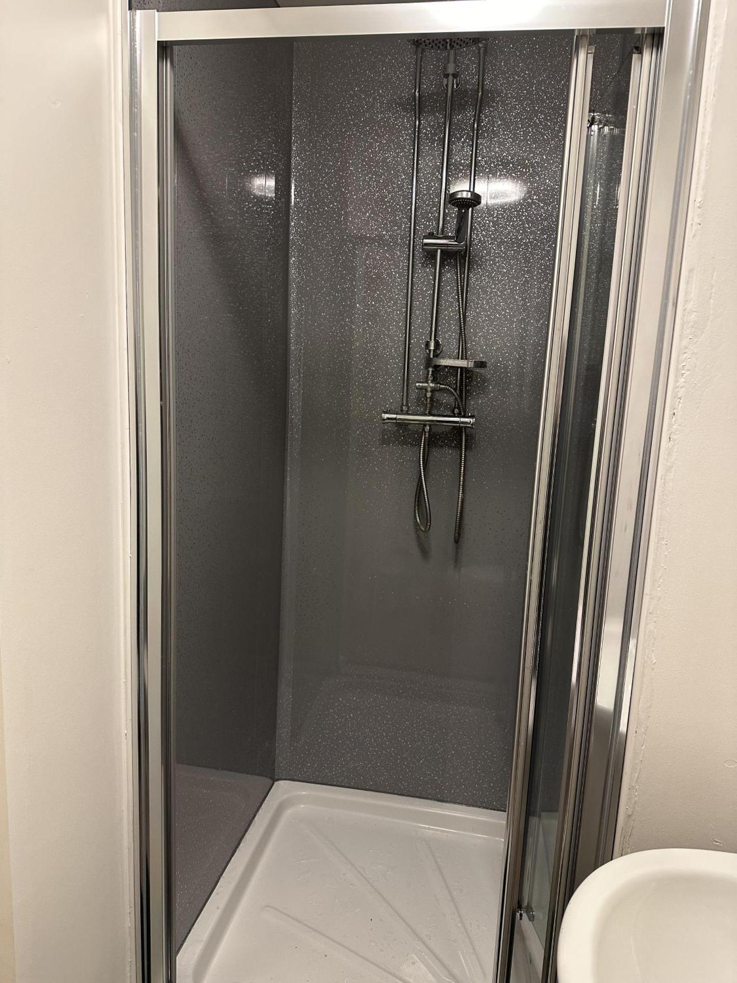 Cozy-citycentre-1bedroom-1bathroom-wifi Apartment